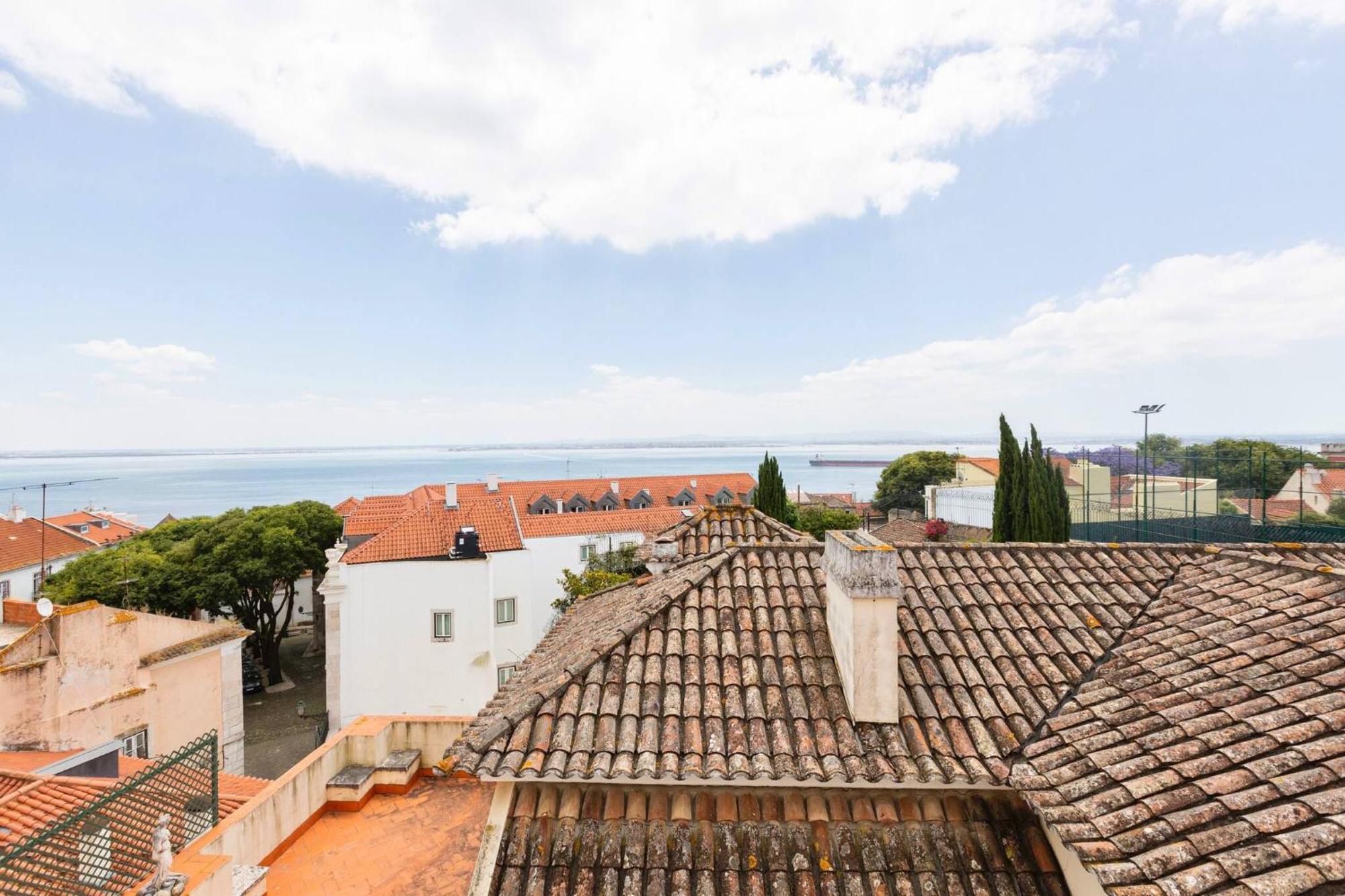 My Lx Flat Castle Alfama Apartments Lisbon Exterior photo